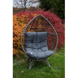 minkštas Krėslas-kokonas, su pagalvėm, iš sintetinio ratano, atsaprus lietui, šalčiui ir tiesioginių saulės spindulių poveikiui